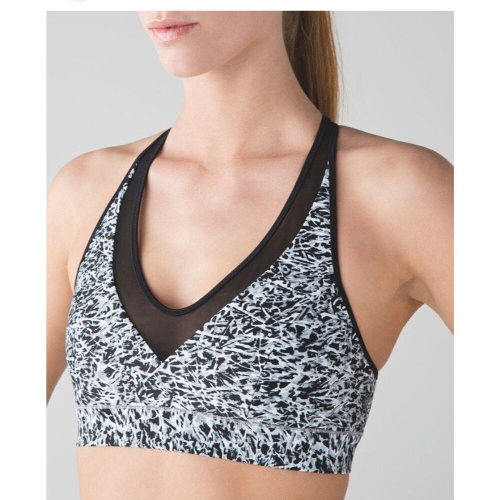 Lululemon Race With Me Size Small Mini Ripple White Seal Grey Black Bra NO TAG